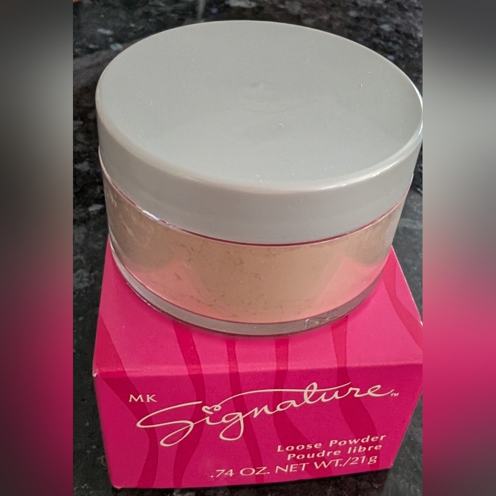 Mary Kay Pink and Gray Setting Powder